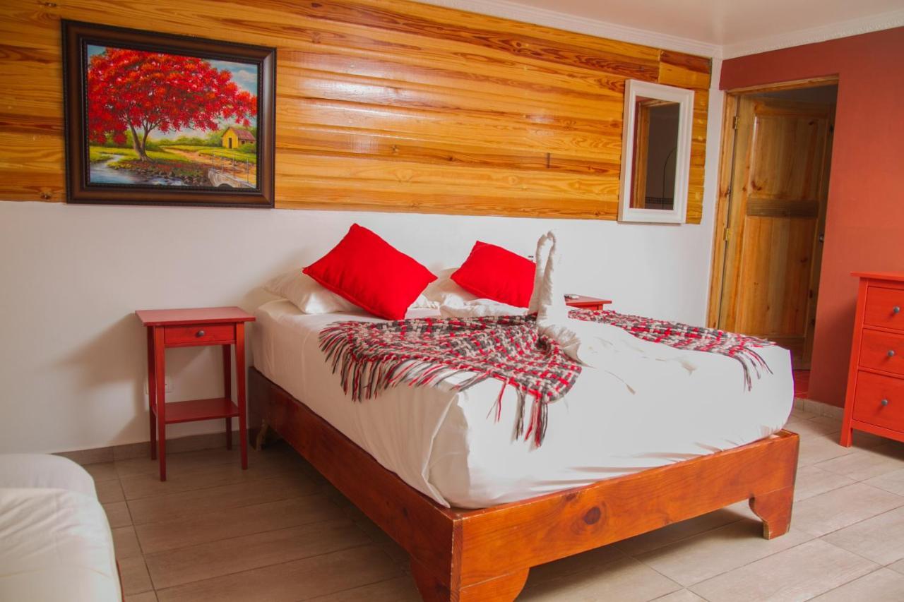 Hotel Colinas Del Rey Hato Mayor Del Rey Extérieur photo