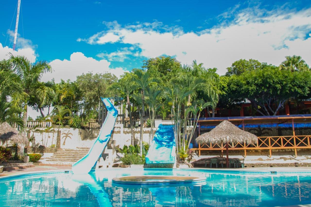 Hotel Colinas Del Rey Hato Mayor Del Rey Extérieur photo
